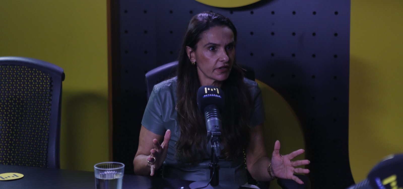 Psicóloga da Clínica Holiste Psiquiatria alerta para pontos de atenção em pessoas com depressão