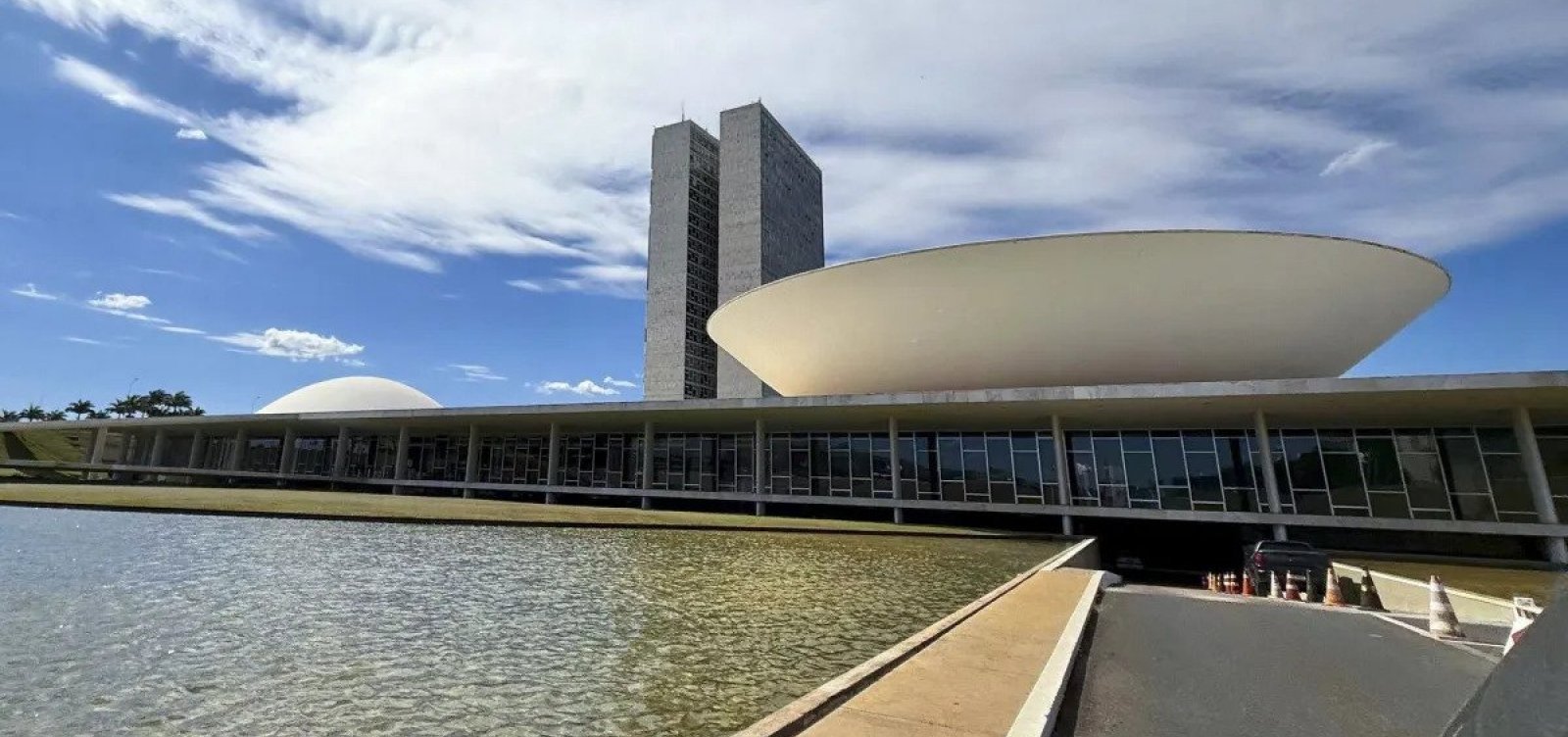 Congresso encerra recesso, mas parlamentares ainda não retornam para Brasília