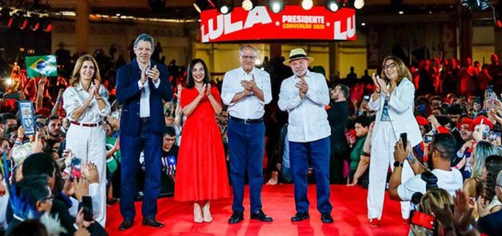 Em convenção, Lula defende exploração de terras raras pelo Brasil e reforça combate à violência contra a mulher