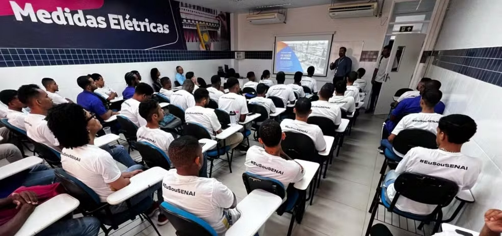Inscrições para programa com bolsa de até R$ 2 mil na Bahia terminam nesta segunda