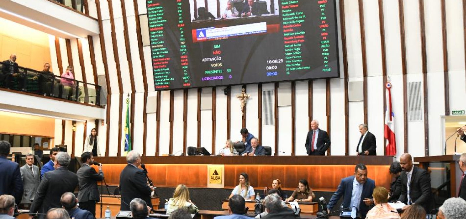 Alba e Câmara de Salvador retomam atividades após recesso legislativo