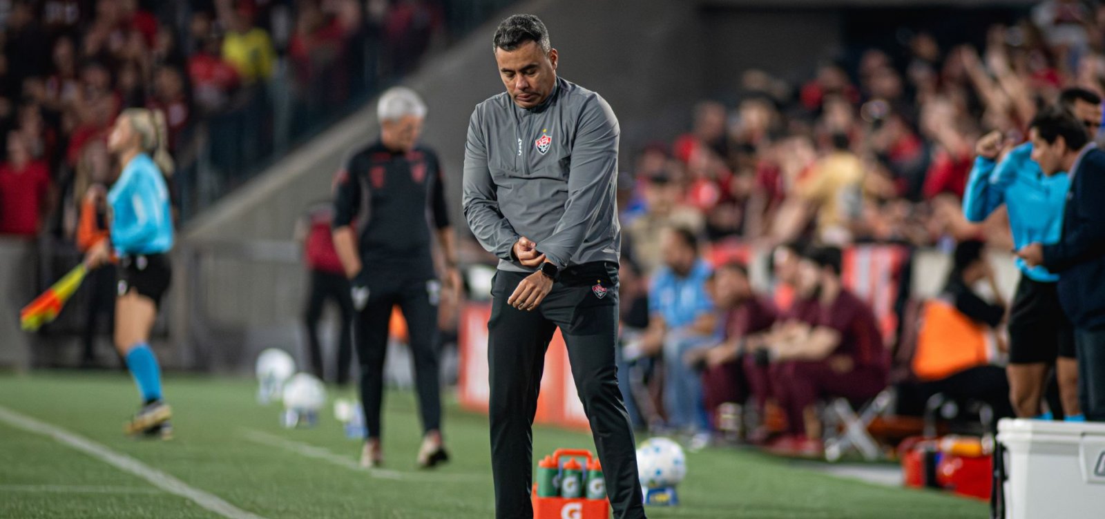 Jair Ventura confia em classificação do Vitória após derrota: "Totais condições"