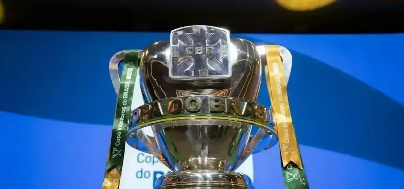 CBF marca sorteio das quartas da Copa do Brasil; Vitória tenta garantir última vaga nesta quinta
