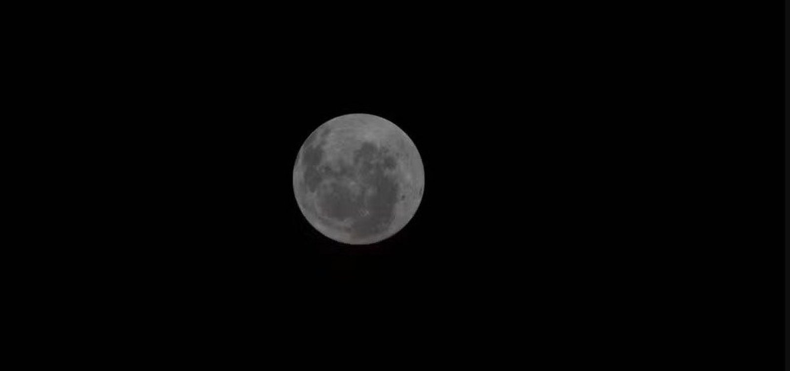 Parte de foguete da SpaceX abre cratera de 18 metros na superfície da Lua