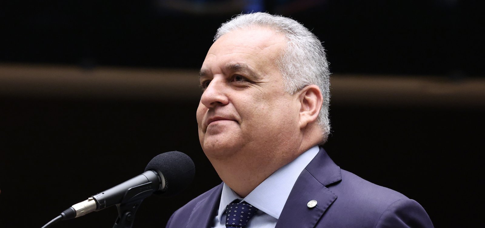 Vice de Flávio pede à Justiça agilidade em exame de DNA para afastar suspeita de estupro