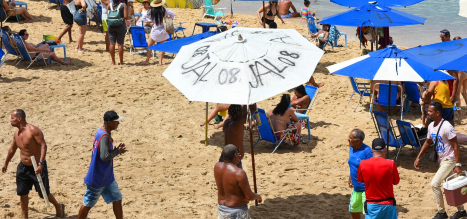 MP promove audiência pública para discutir atuação de barraqueiros nas praias de Salvador