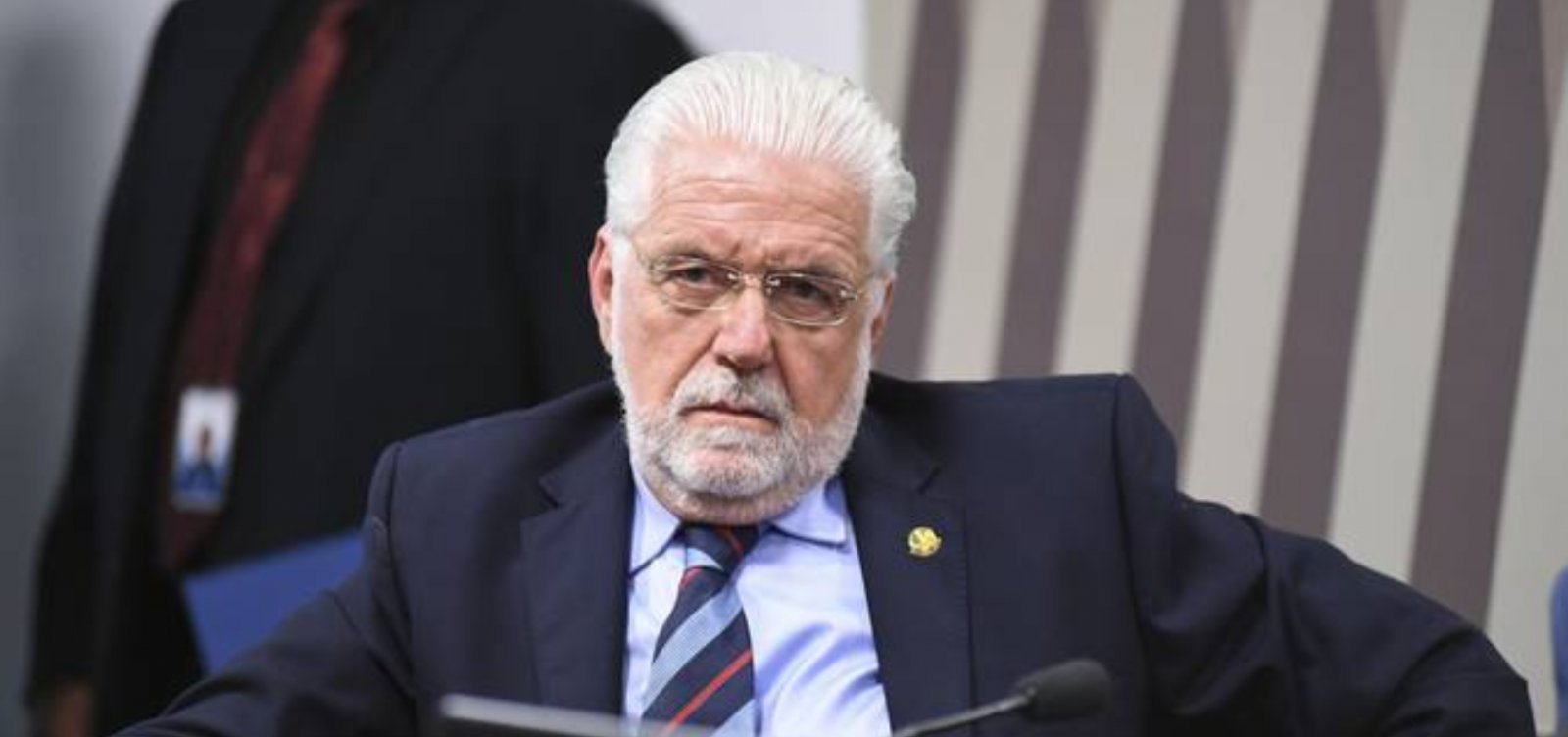 Defesa de Jaques Wagner pede adiamento de depoimento à PF sobre caso Master