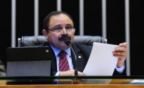 Depois de críticas, Maranhão promete "recompensar o país" com votações