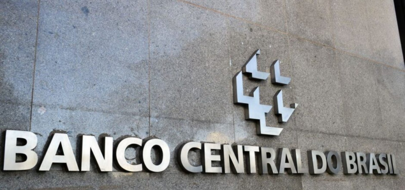 Banco Central avalia integrar Pix a sistemas de pagamentos instantâneos de outros países
