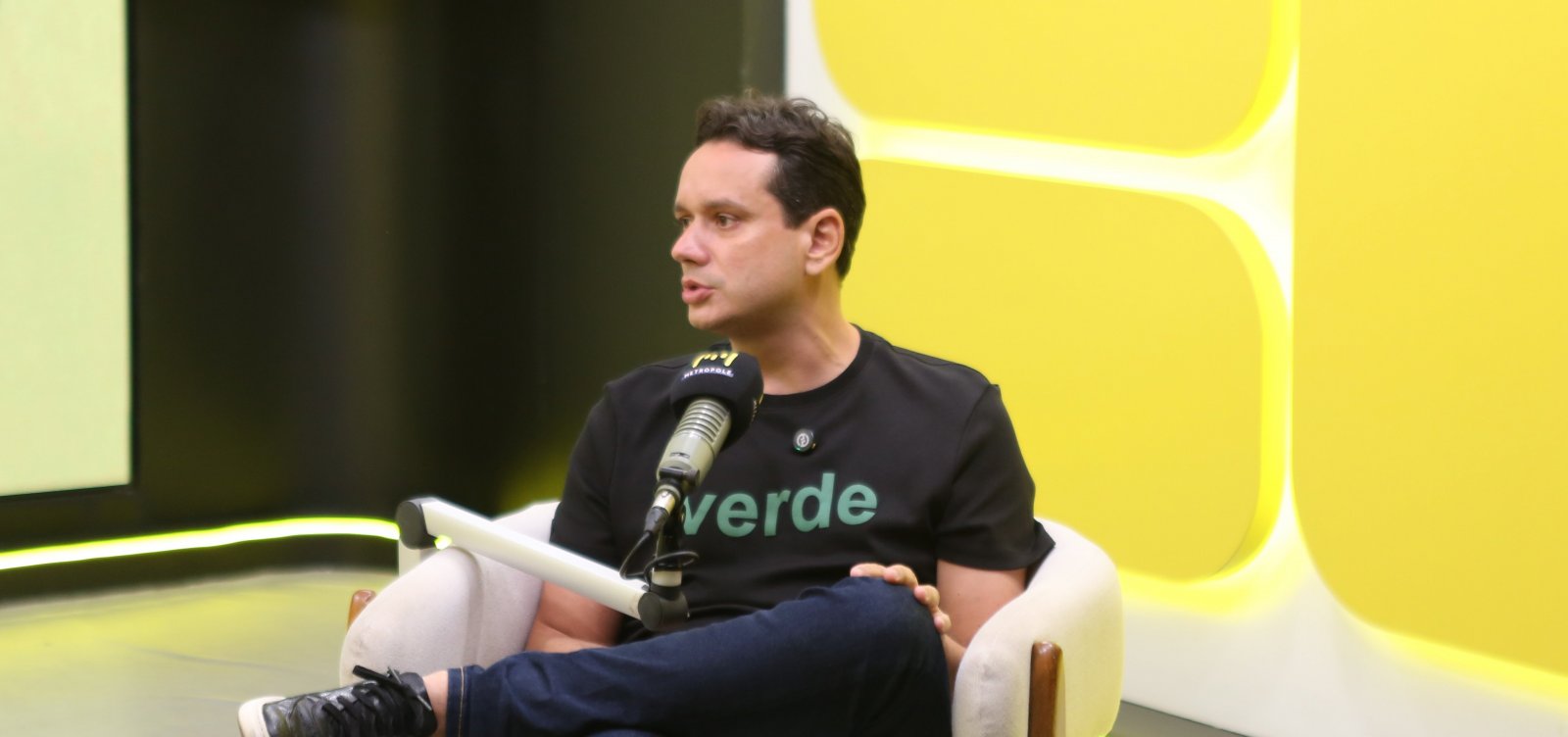 “Veto à minha candidatura sequer foi discutido com o PV”, diz André Fraga