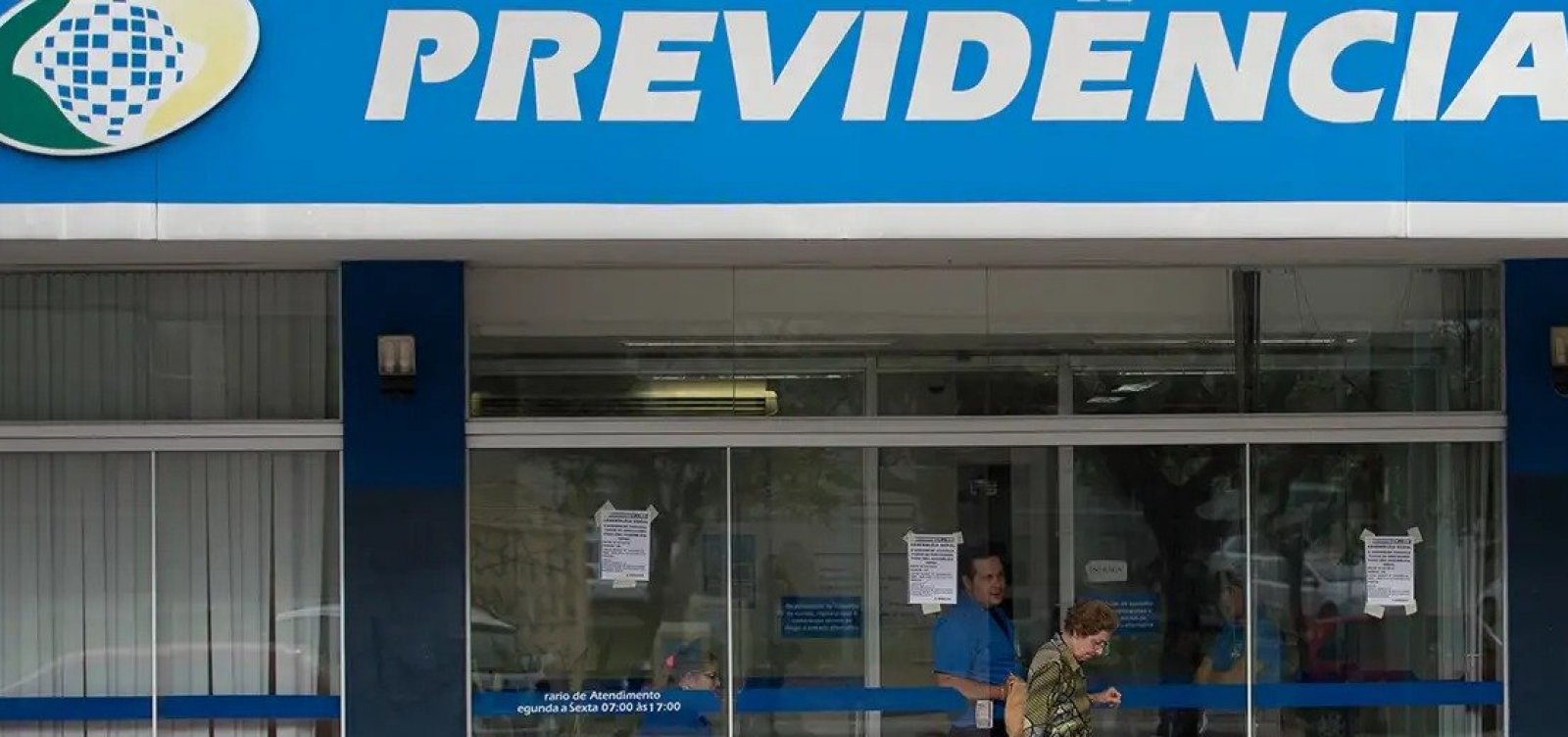 Governo amplia lista de doenças que dão auxílio sem carência; veja quais