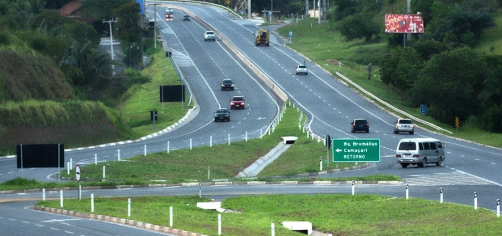 Obras provocam interdições parciais e alterações no trânsito na BA-093 e BA-099