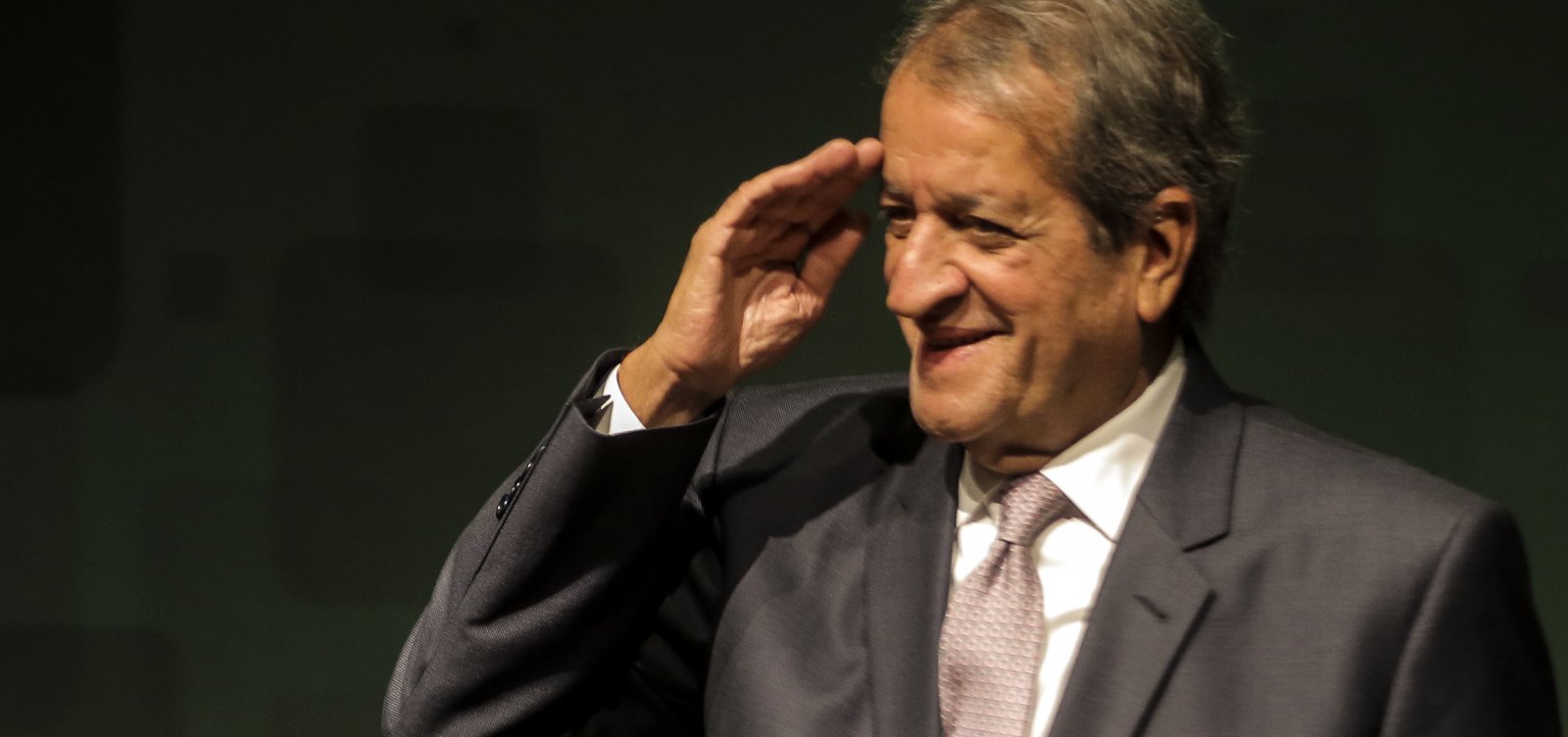 A pedido de José Múcio, Valdemar veta candidatura de militar a deputado federal pelo PL