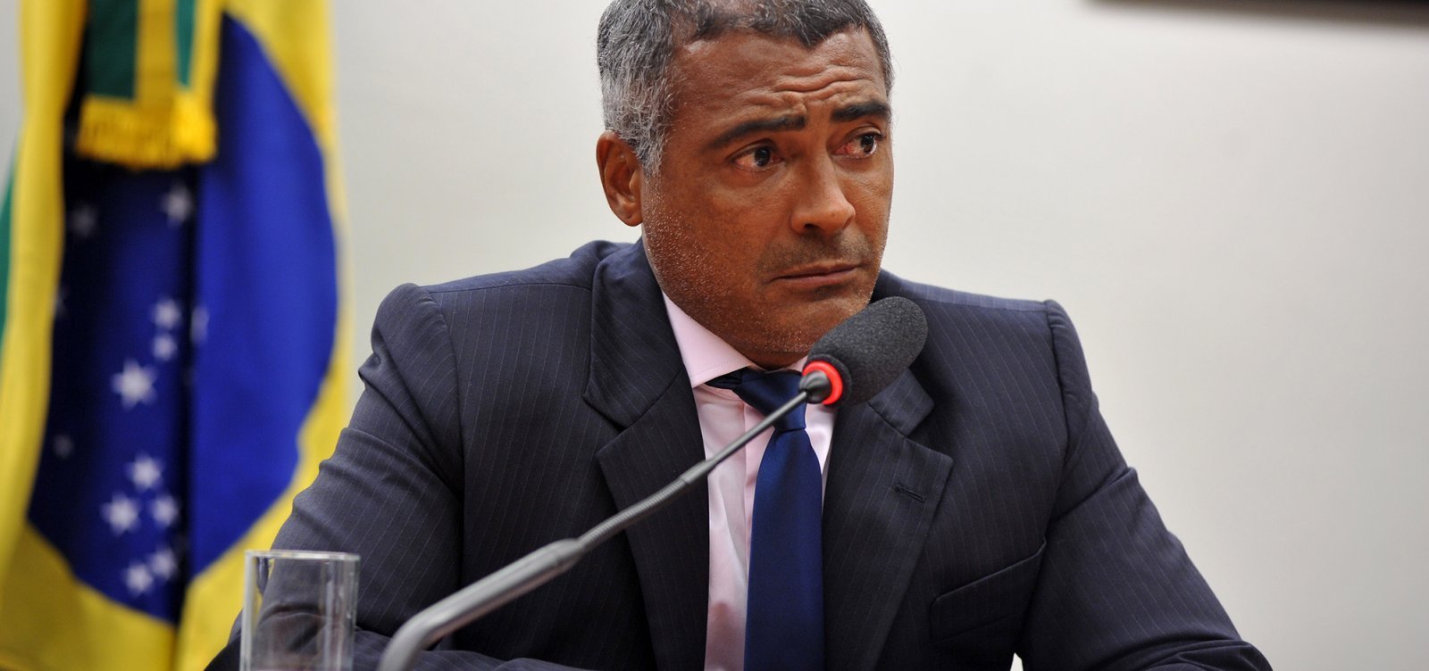 Romário deixa PL e anuncia apoio a Eduardo Paes para governo do Rio