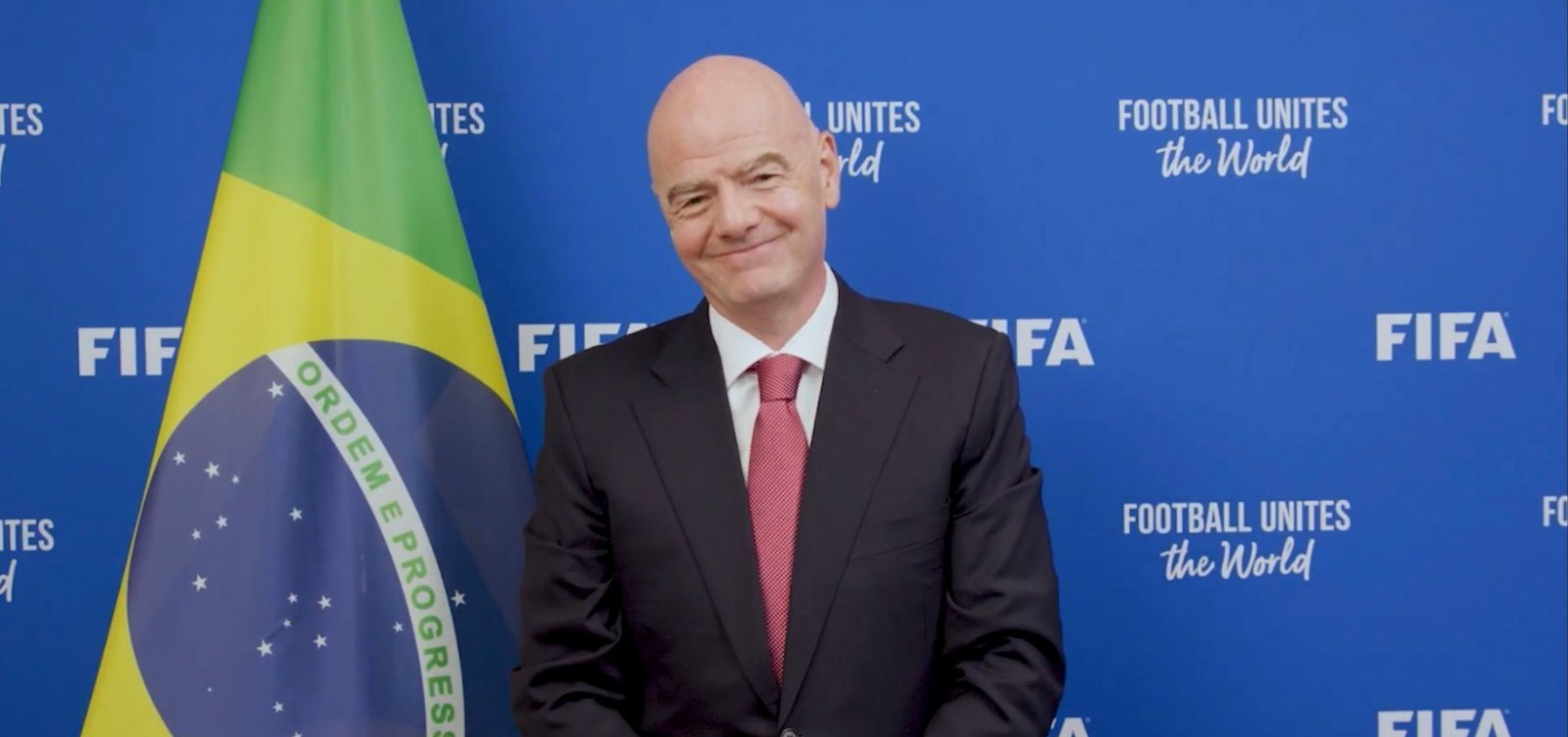 Organização de direitos humanos pede que Fifa impeça reeleição do então presidente, Infantino