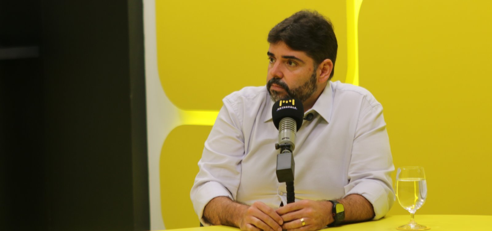 Adolpho Loyola deixa articulação política do governo para coordenar campanha de Jerônimo