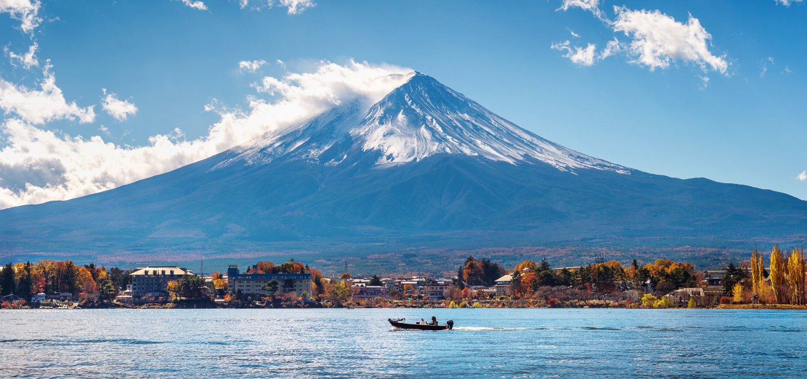 Pai abandona filho de sete anos por horas para concluir escalada no Monte Fuji