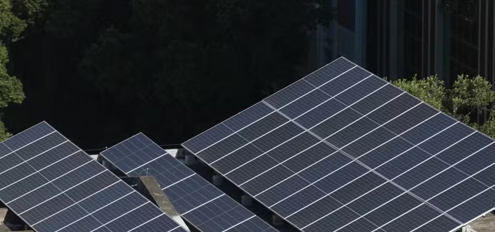 ONS determina corte de geração distribuída de energia para evitar sobrecarga neste domingo