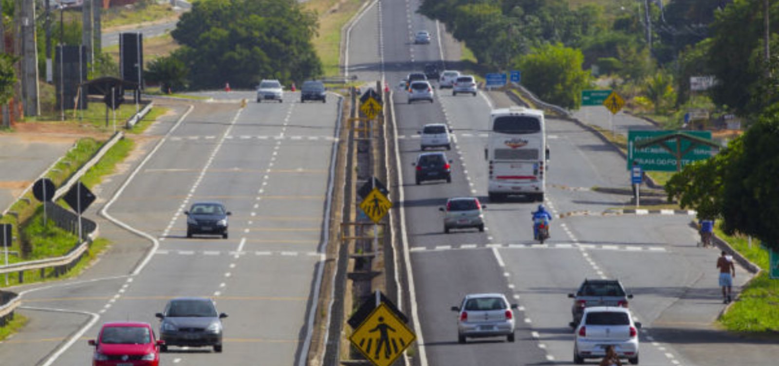 Obras podem provocar lentidão em rodovias da Bahia até domingo; confira trechos