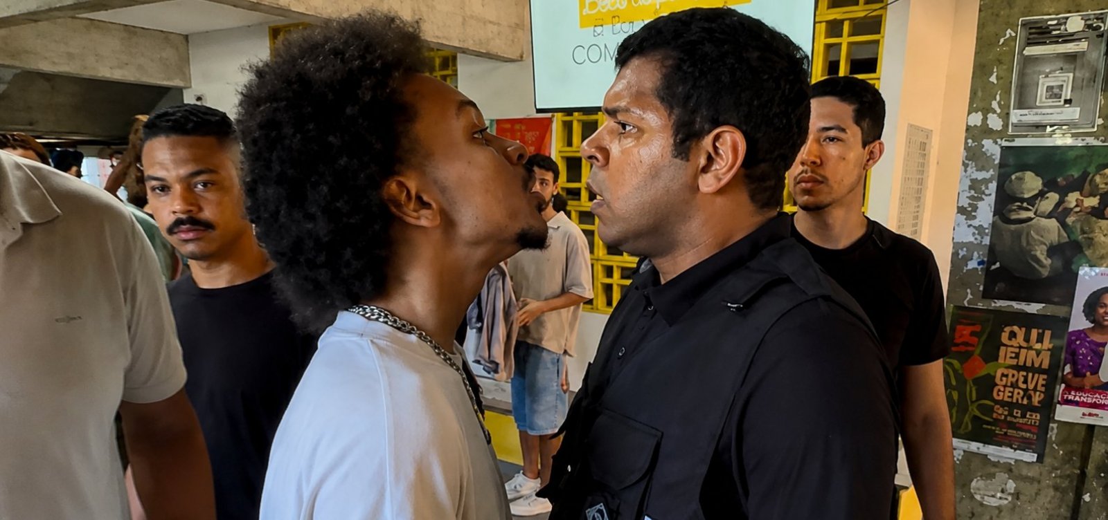 Agressão de deputado do PL na Ufba é padrão típico do 'Trio da Presepada' na política