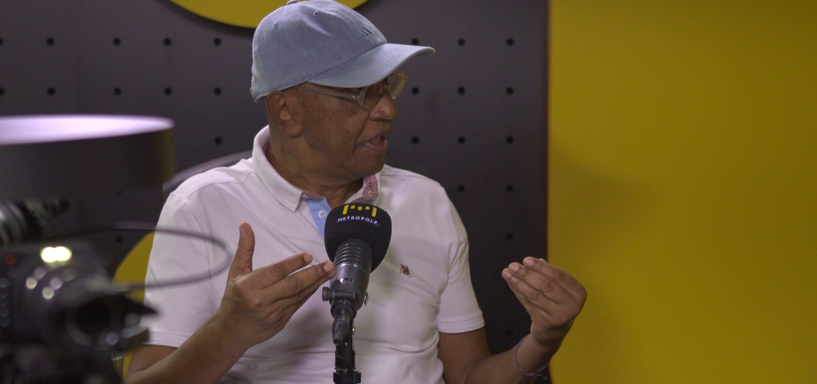 Contra o racismo, a lucidez: Hélio Santos revisita as aflições da população negra do 14 de maio aos dias atuais