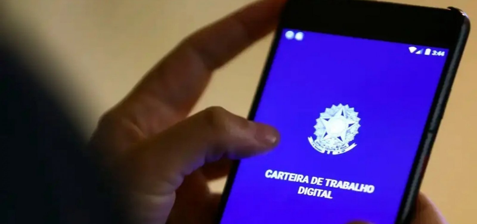 Desemprego cai para 5,3% no trimestre até julho, menor taxa desde 2012