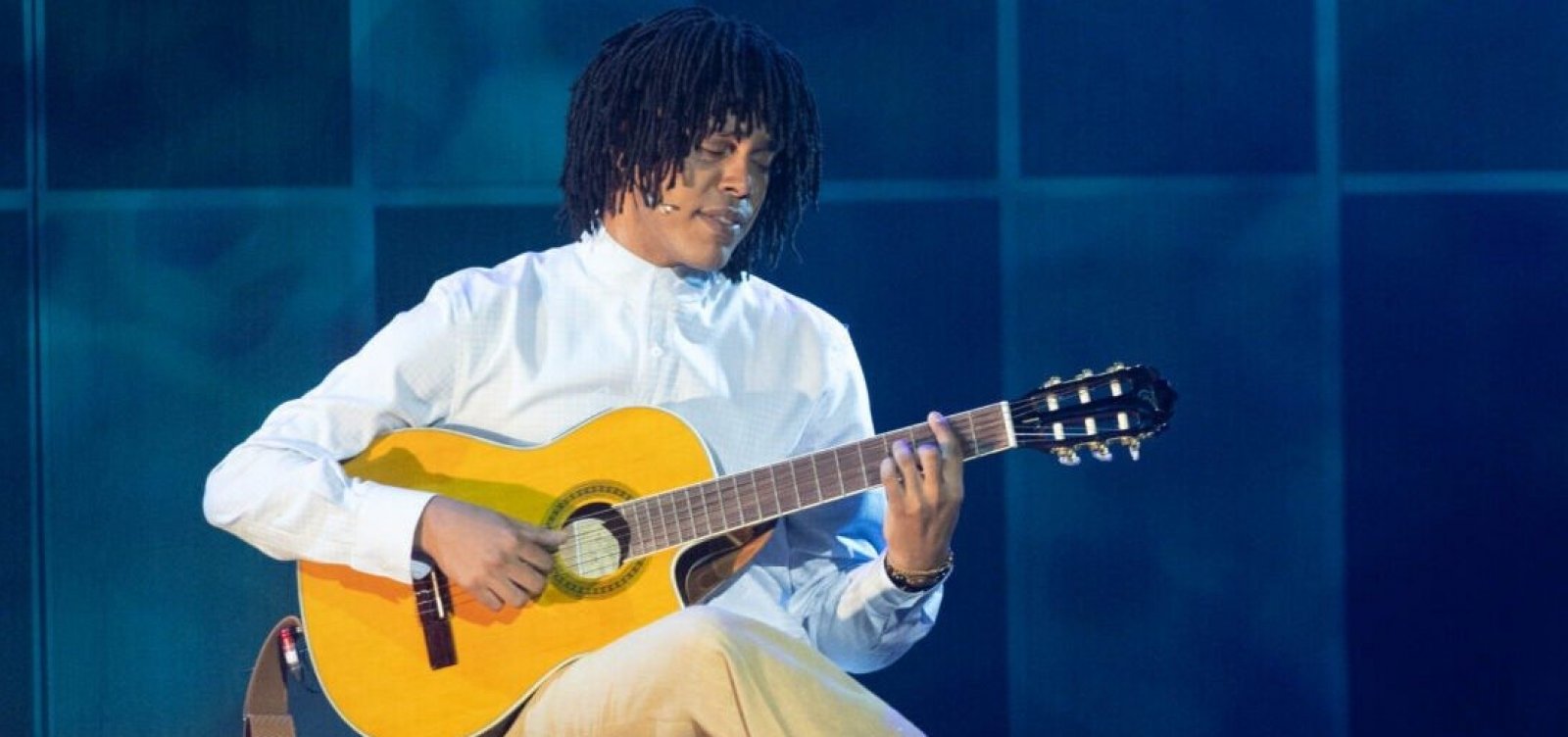 Musical que celebra 50 anos de carreira de Djavan chega a Salvador; confira