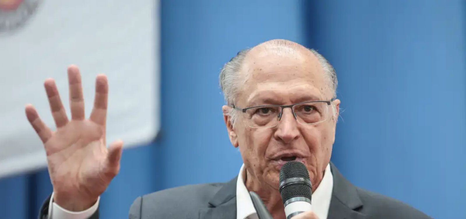 Alckmin diz que Brasil não deixará de tentar reverter tarifaço dos EUA