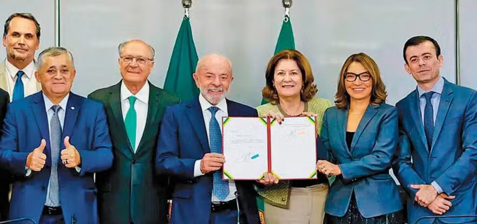 Fim da “taxa das blusinhas” terá revisão periódica dos impactos na indústria