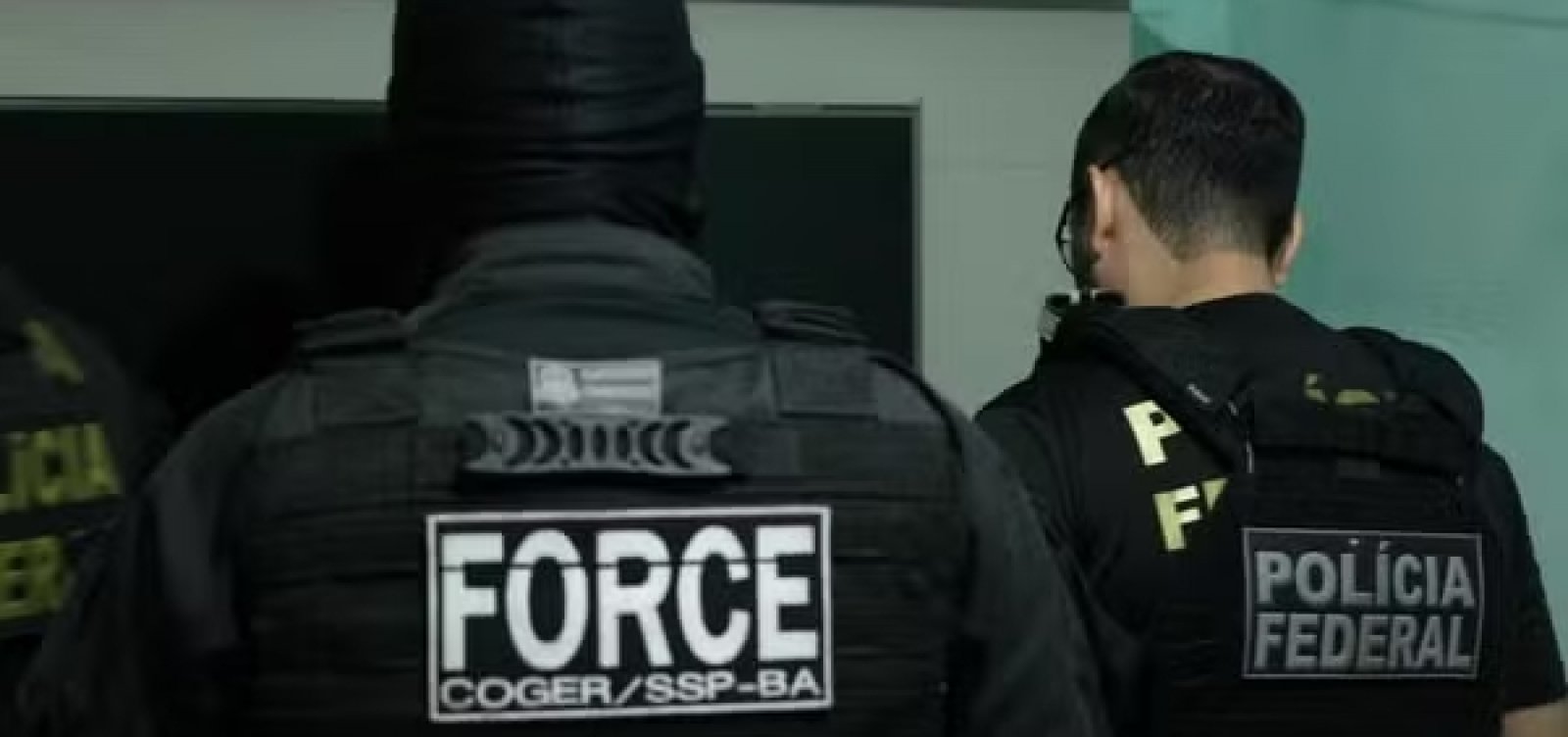 Operação prende quatro suspeitos de fraude em registros e transferências de veículos na Bahia
