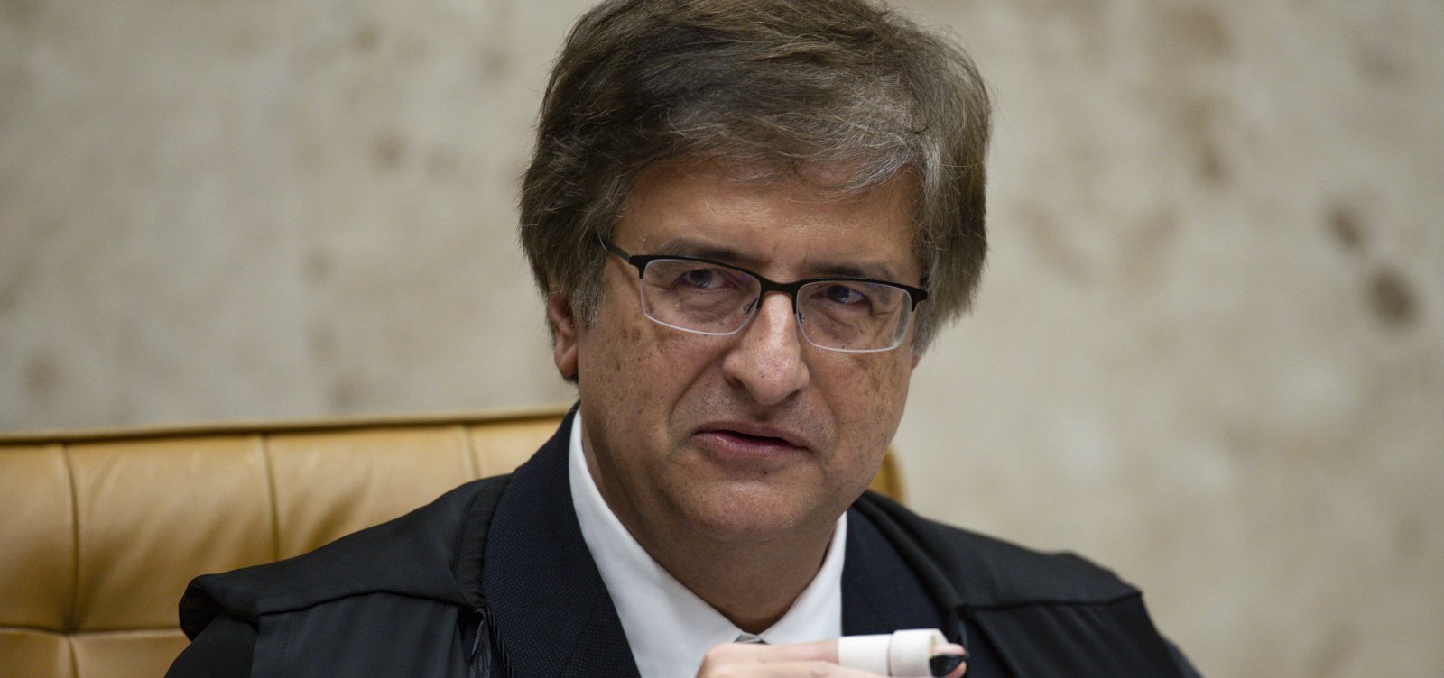 Filho de Paulo Gonet pediu viagem a Londres custeada por Daniel Vorcaro, aponta PF