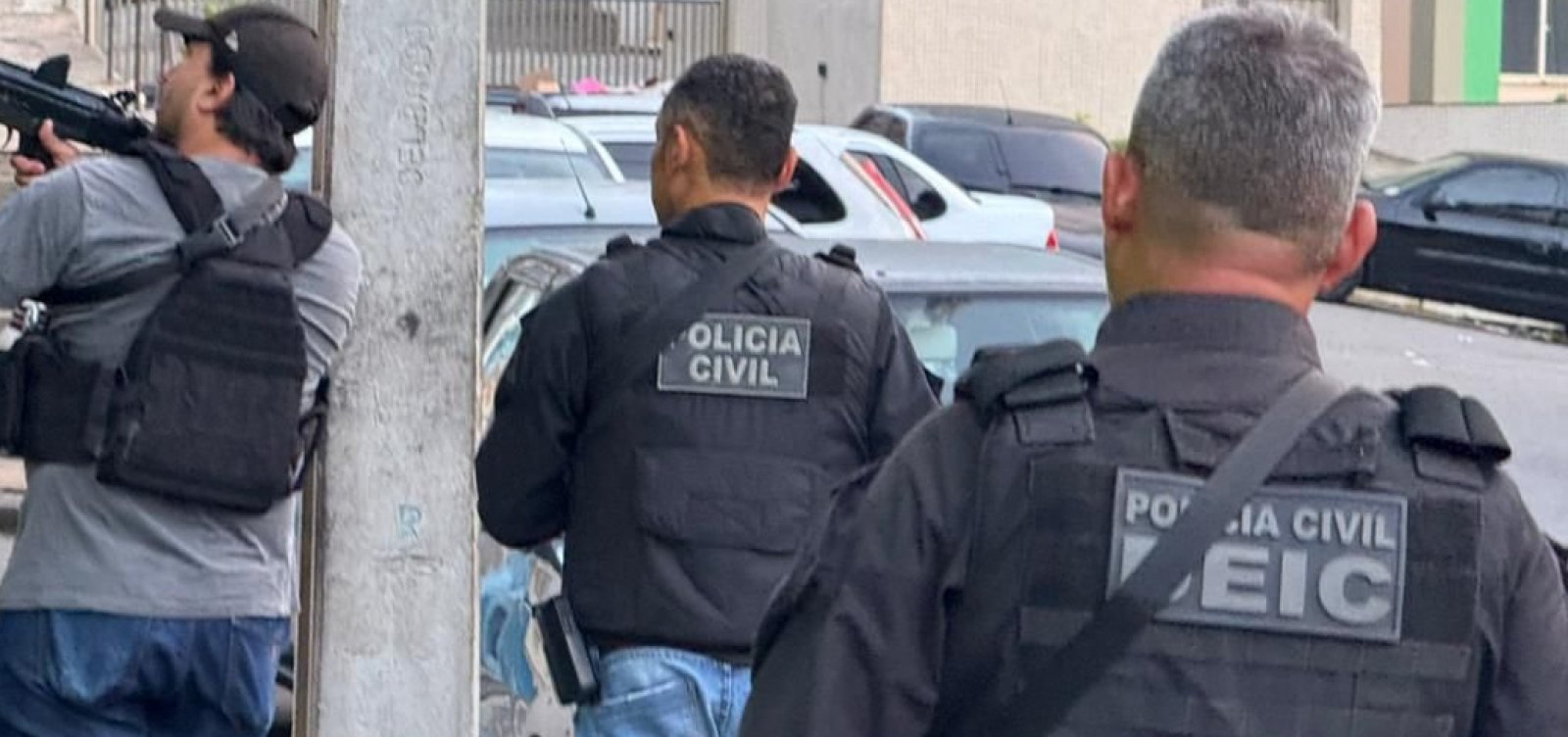 Operação mira grupo suspeito de tráfico e extorsão contra turistas no Farol da Barra