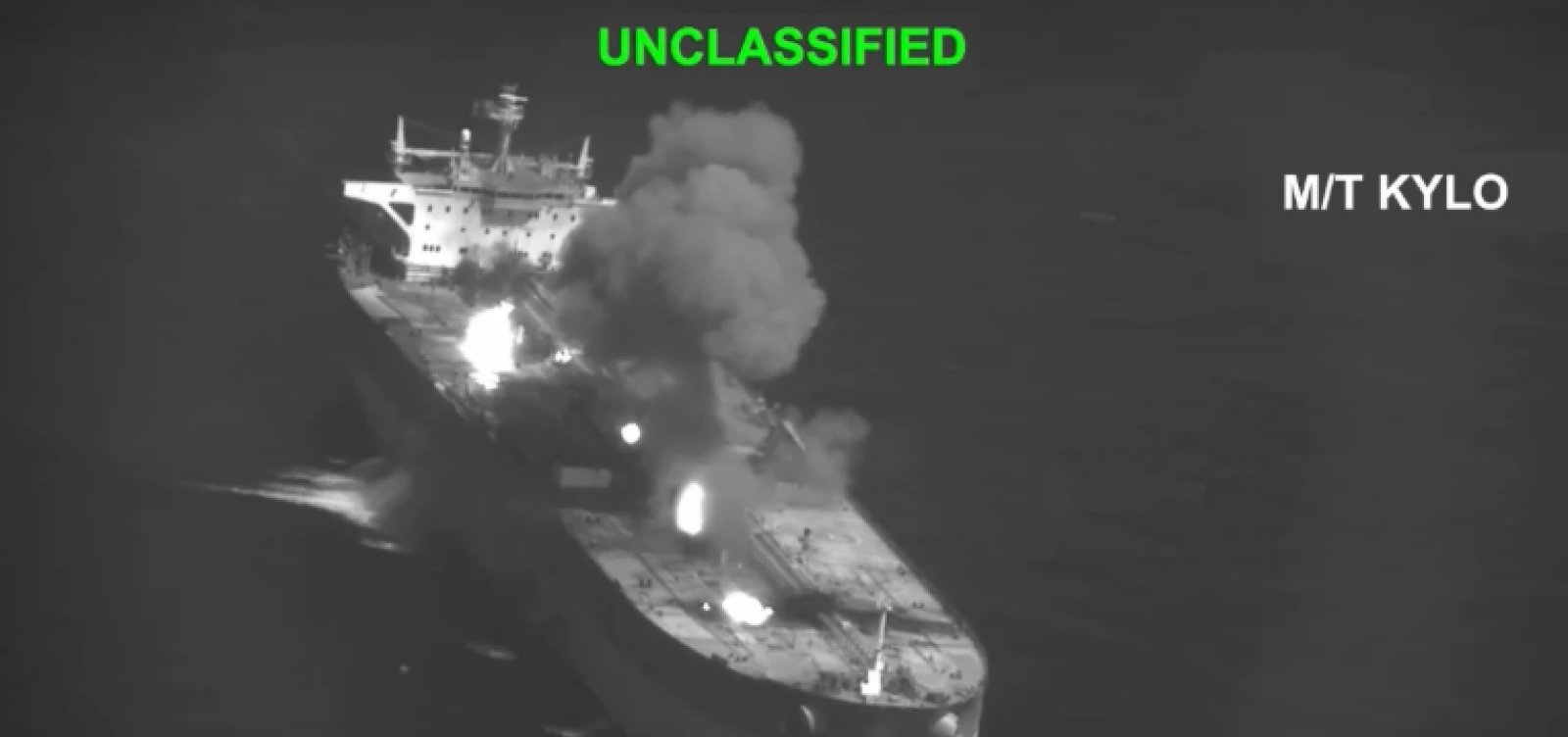 EUA atacam três petroleiros iranianos após mísseis contra navios de guerra