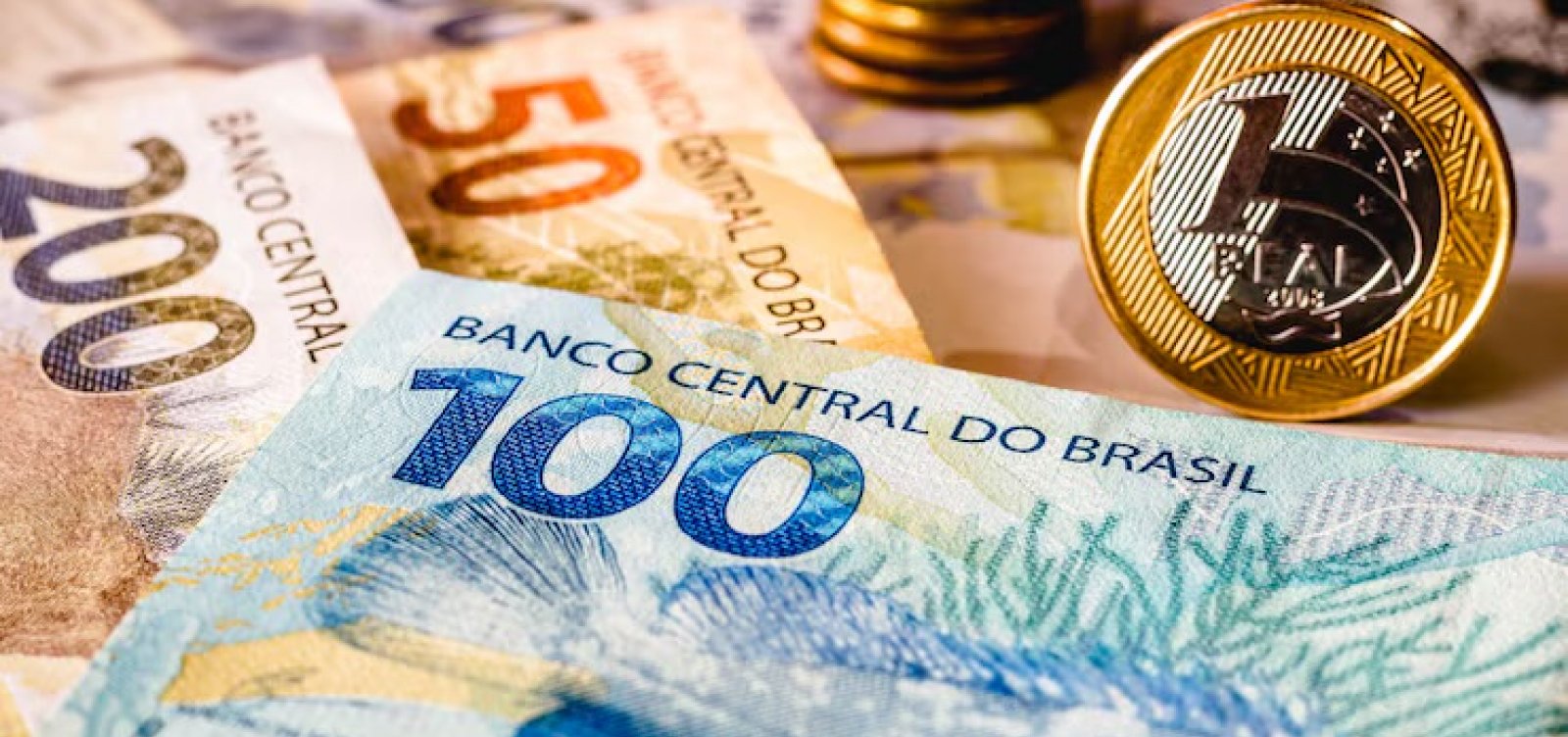 Governo federal projeta arrecadação recorde de R$ 3,24 trilhões em 2026