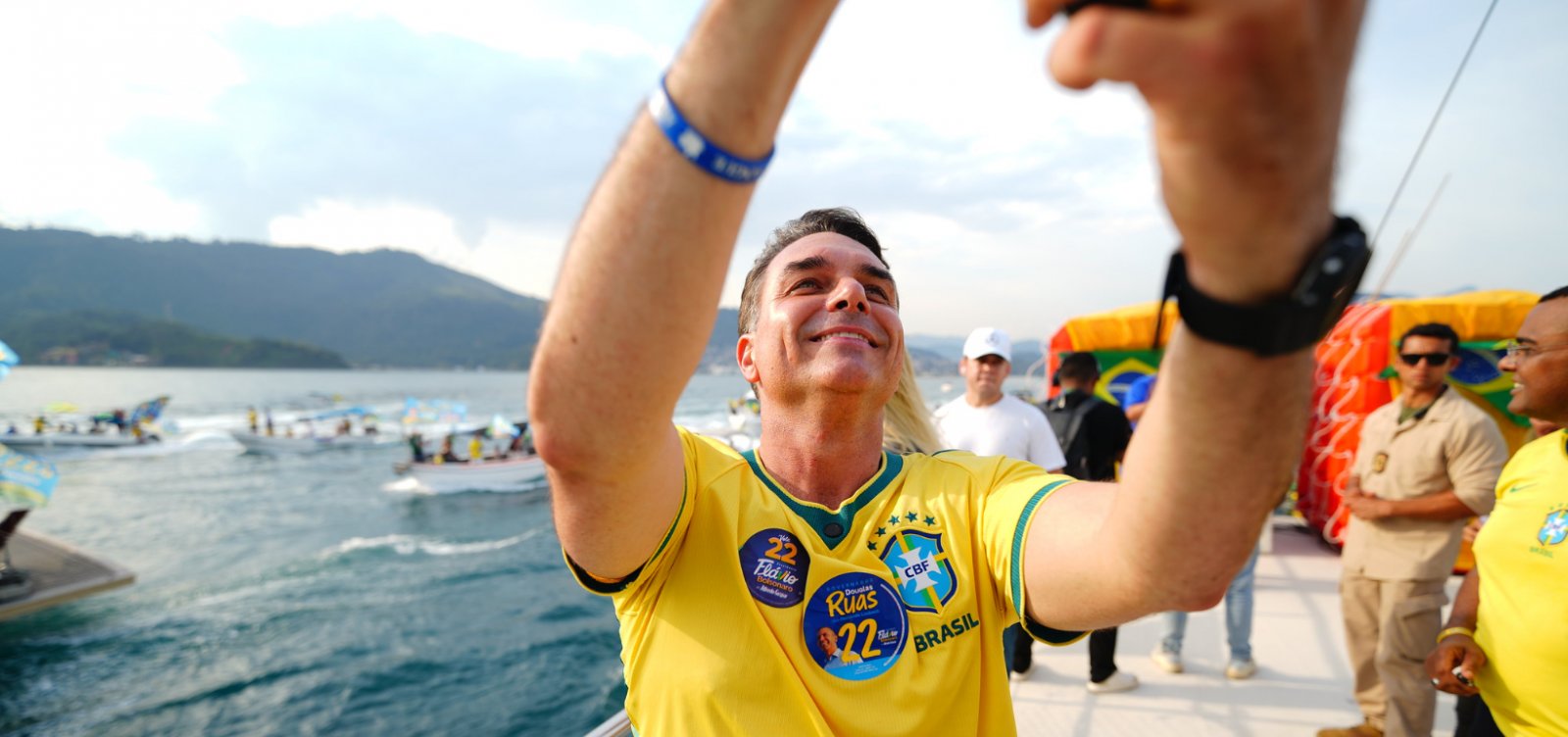 Flávio Bolsonaro estará em Salvador no dia 17 de setembro