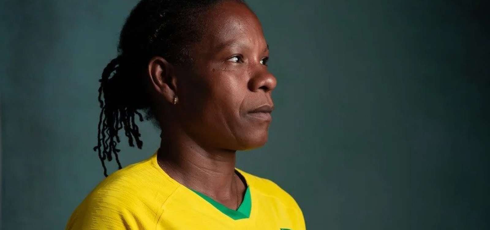 Pioneiras do futebol feminino são homenageadas no desfile de 7 de Setembro