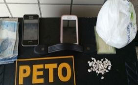 Mulher é presa após tentar inocentar marido em Teixeira de Freitas