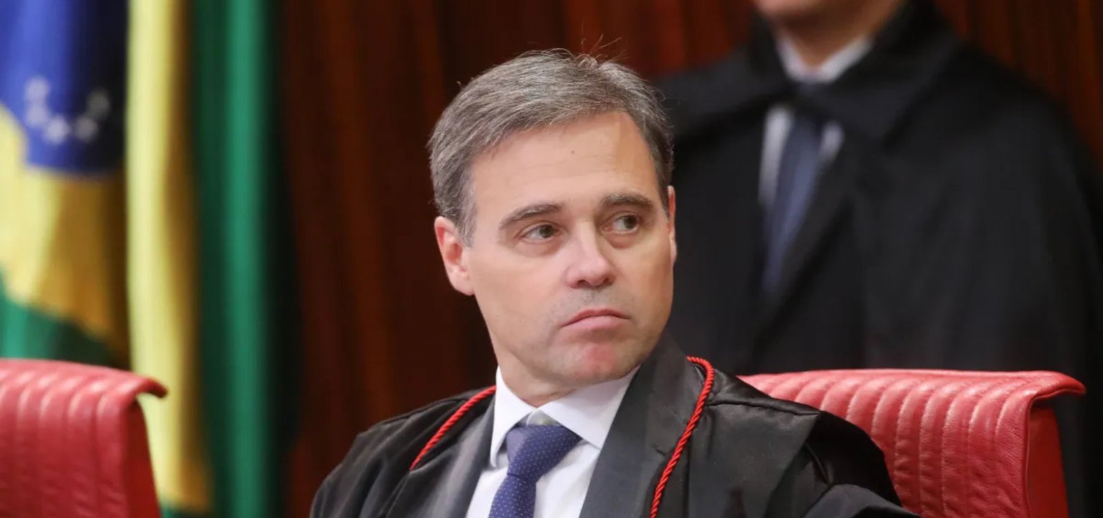 PF alerta Lula que decisão de Mendonça pode afetar investigações em curso