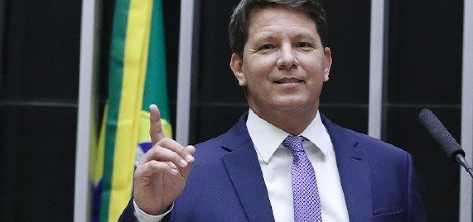 Dark Horse: Dino proíbe Mario Frias de deixar o país e de manter contato com investigados