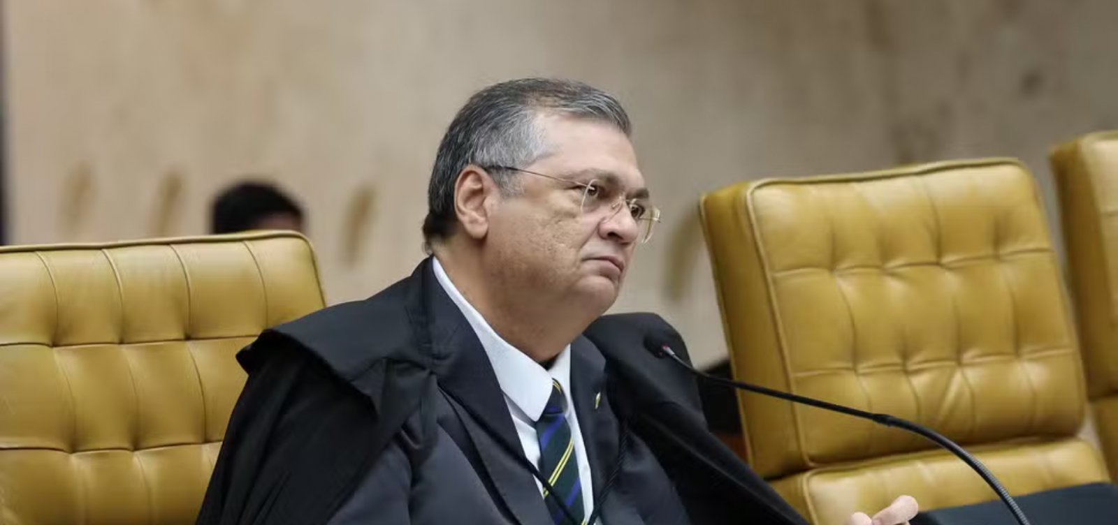 Dino questiona decisão de Fachin e aponta “falta de previsibilidade” no processo