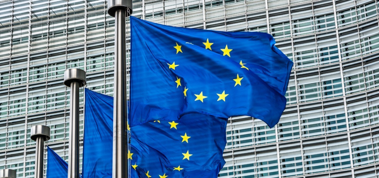 UE busca fortalecer alianças e abre caminho para associação inédita com Canadá