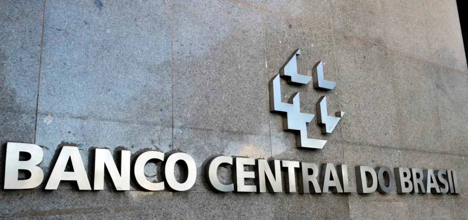 BC reduz Selic pela quinta vez seguida, e juros caem para 13,75%