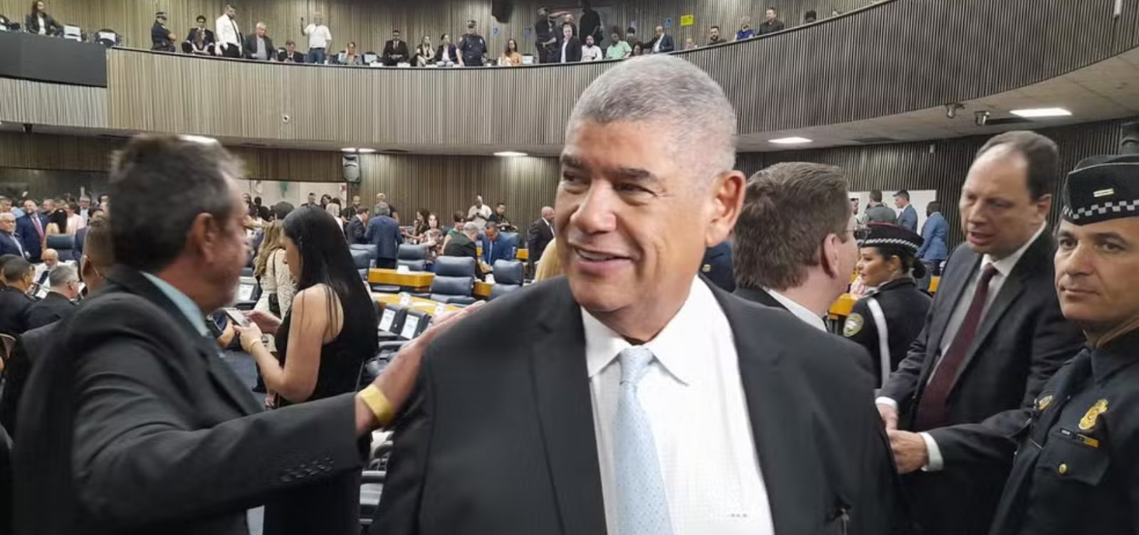 Ex-presidente da Câmara de SP, Milton Leite é considerado foragido em operação contra o PCC