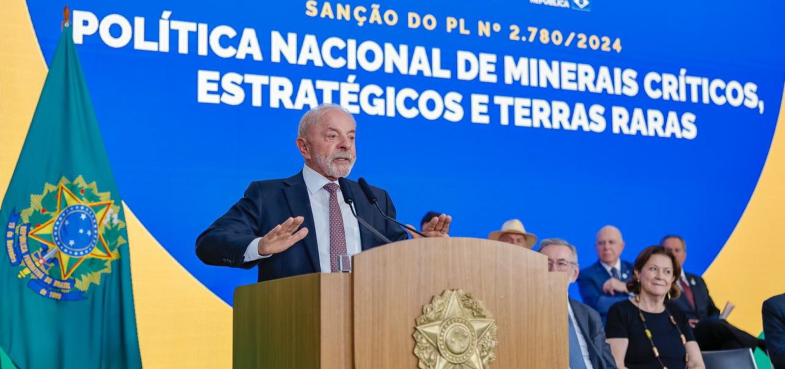 Lula defende que STF julgue casos de Moraes e Mendonça antes das eleições