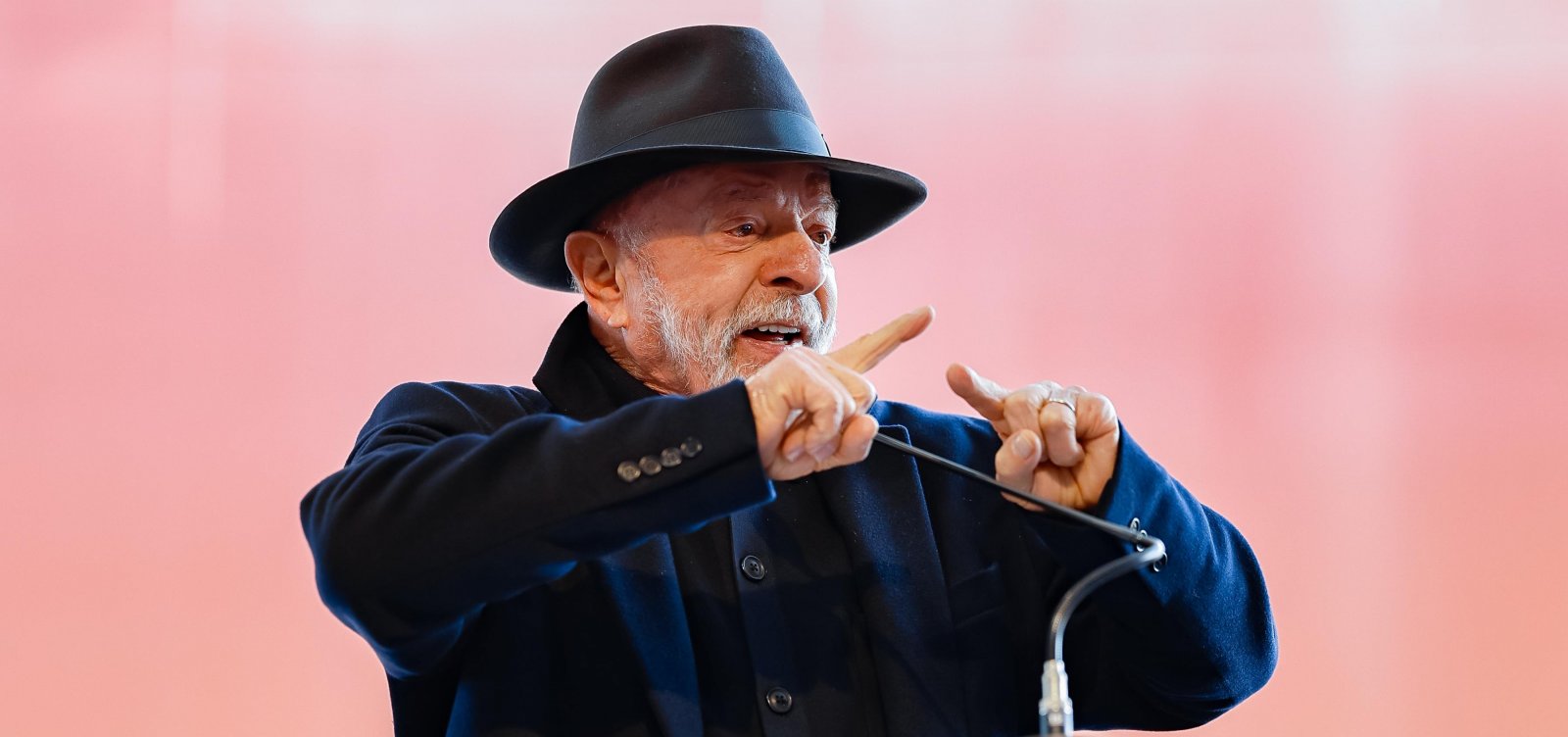 Lula diz que 8 de Janeiro foi “terrorismo” e critica classificação de Trump