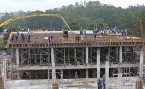 Brasil tem cerca de 5 mil obras paradas; investimento total é de R$ 15 bi