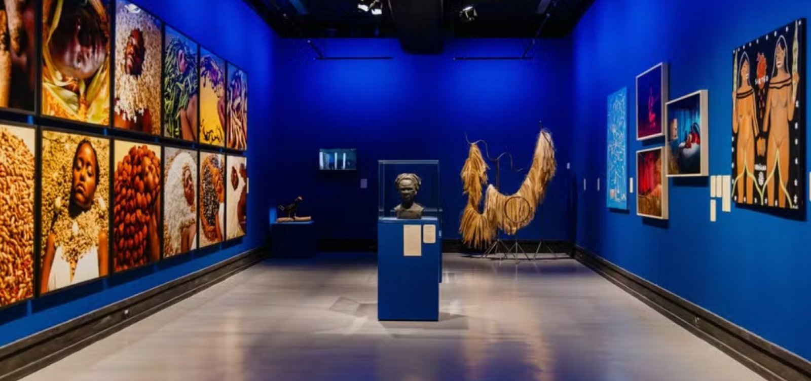 Exposição "Atlântico Sertão" reúne obras de mais de 80 artistas no Museu de Arte da Bahia
