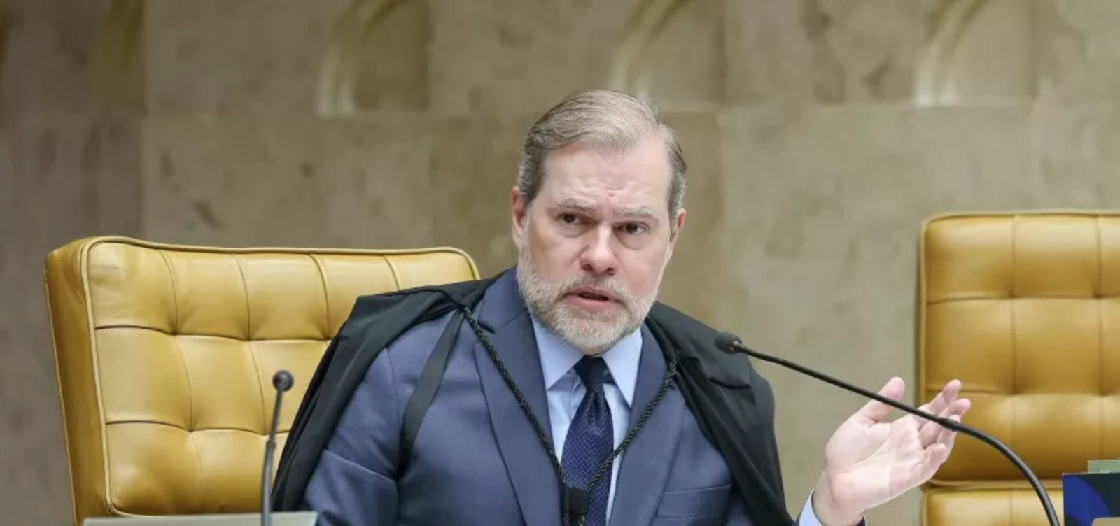 Mensagens mostram irritação de Vorcaro com ex-mulher de Toffoli e cobrança sobre resort