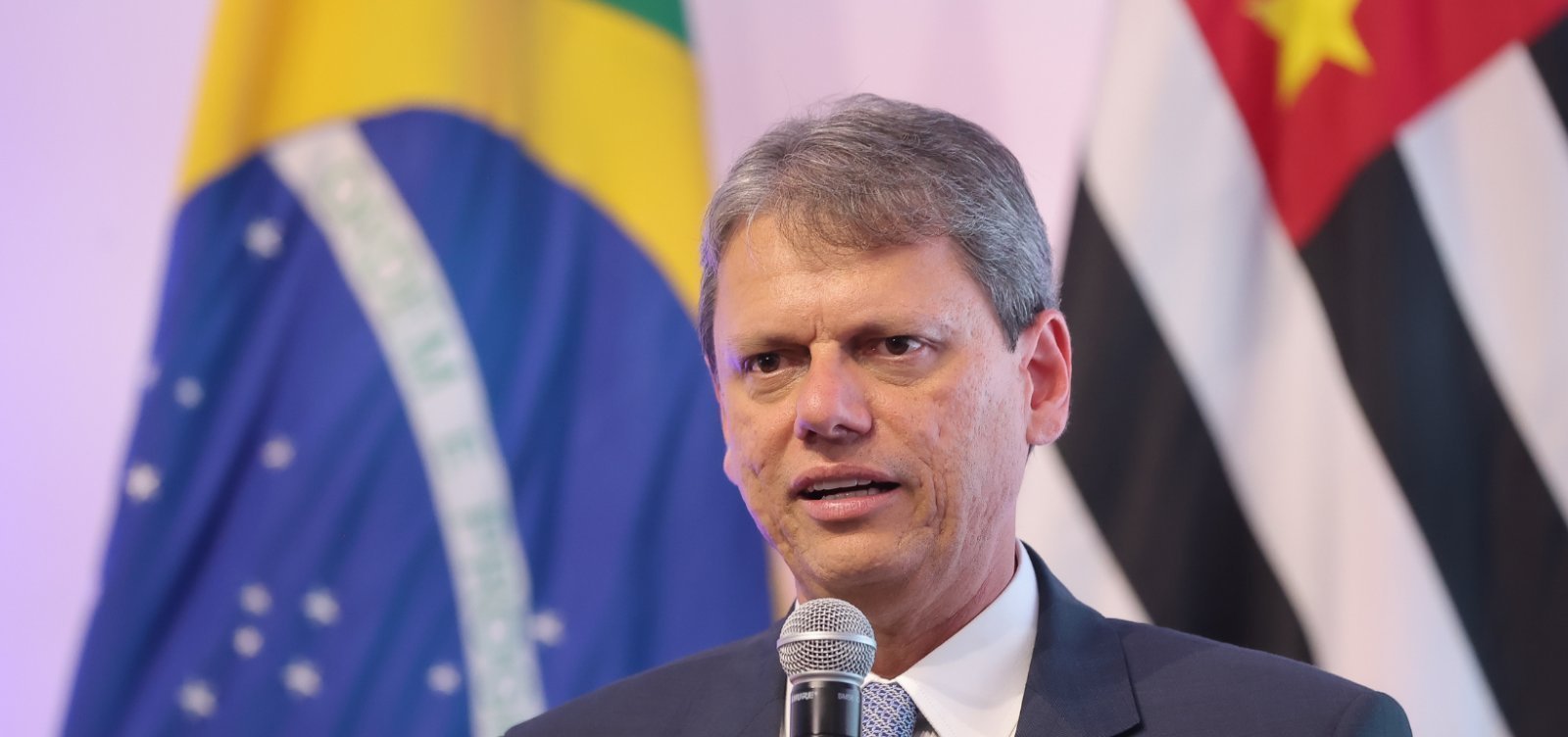 Tarcísio é reeleito governador de São Paulo no primeiro turno