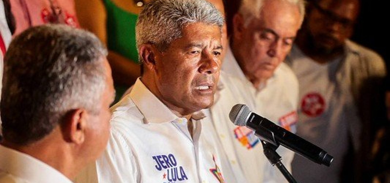 Após reeleição no 1º turno, Jerônimo Rodrigues é entrevistado na Metropole nesta segunda